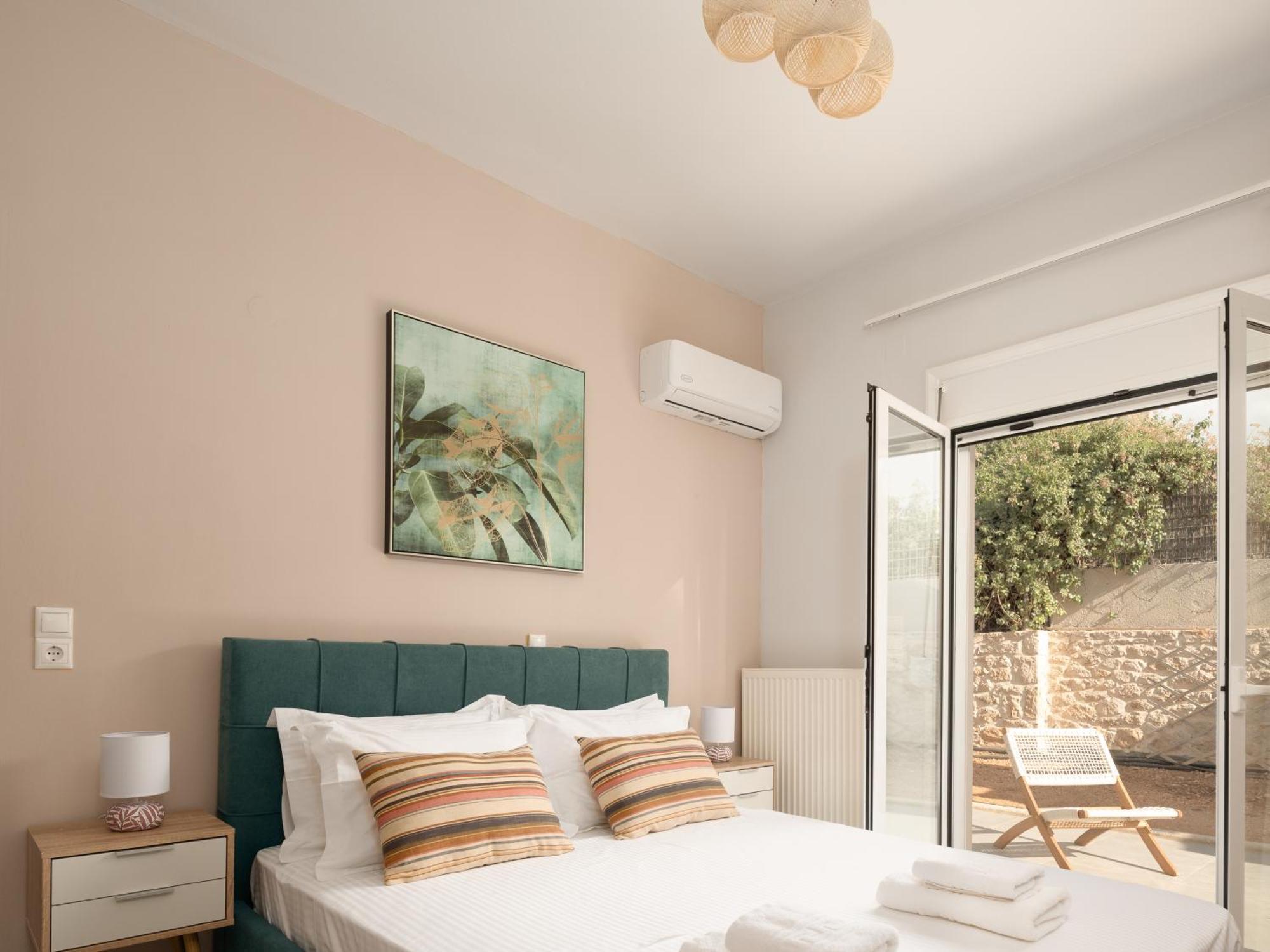 Alba Bianca Villa, Family Retreat With Heated Pool By Thinkvilla ヘルソニソス エクステリア 写真